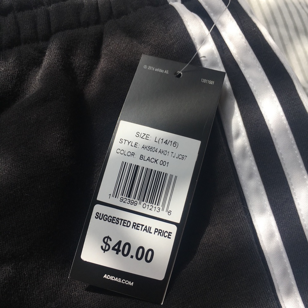 Woman’s adidas joggers *soft!* - Picture 2 of 8